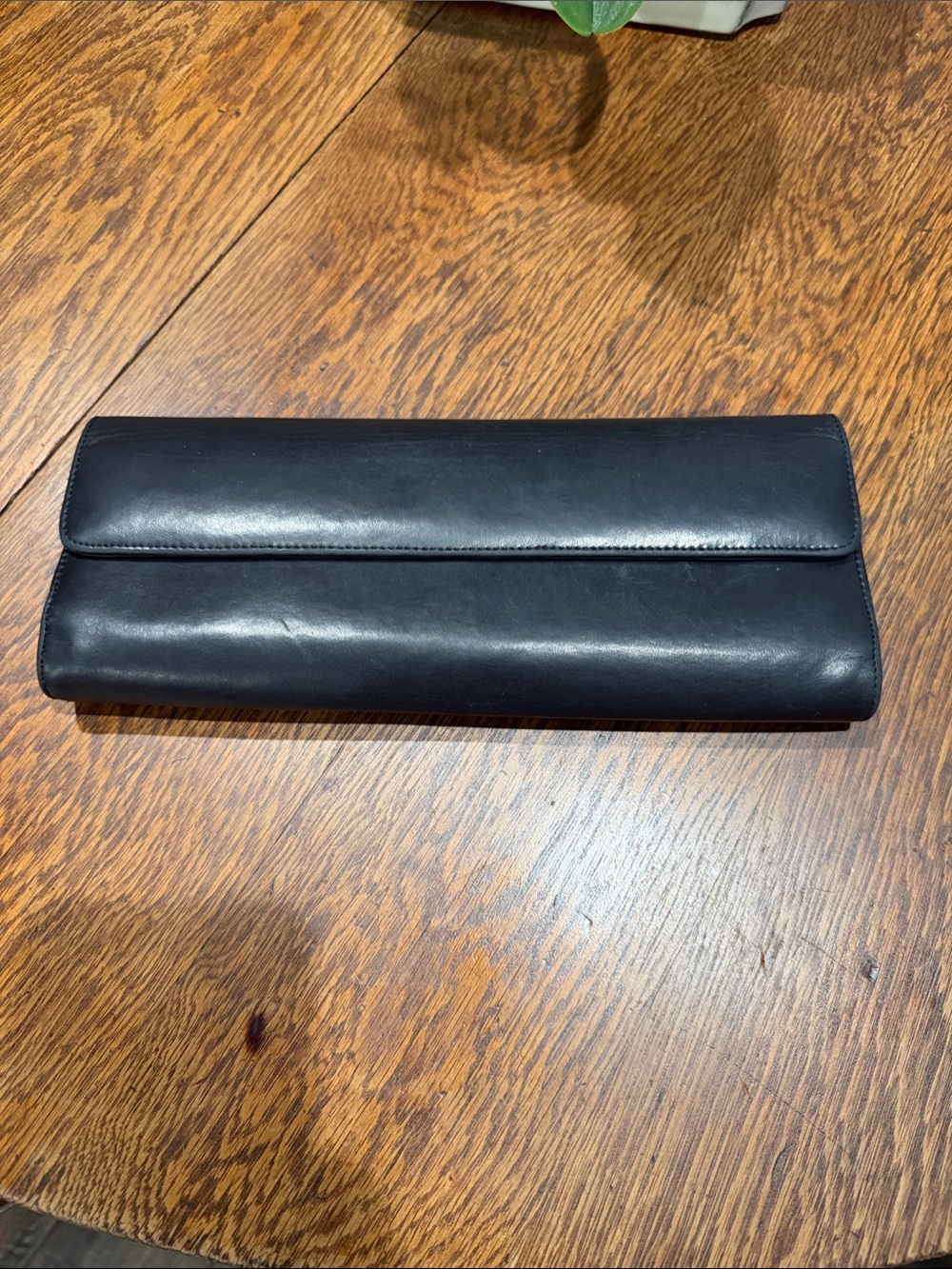 Luxurious Stuart Weitzman Vintage Black Smooth Leather Envelope Clutch Bag